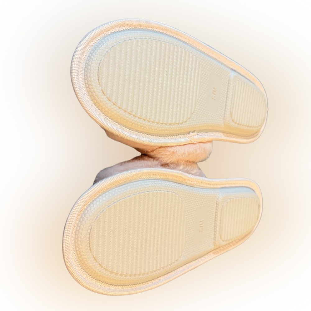 Victoria’s Secret Open Toe Faux Fur Slippers - Picture 6 of 9